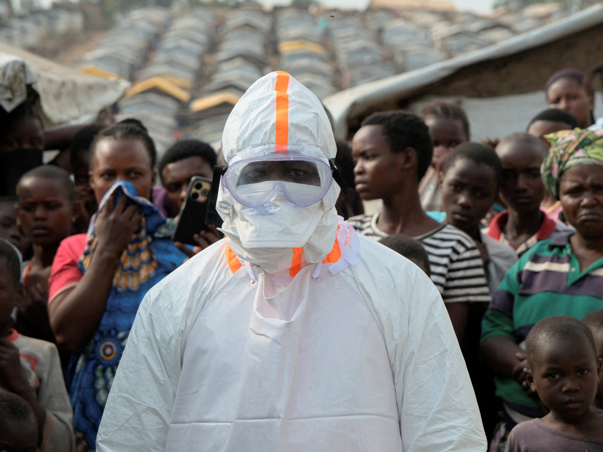 France confirms first Ebola case