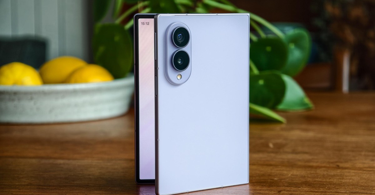 Samsung Galaxy Z Fold 8